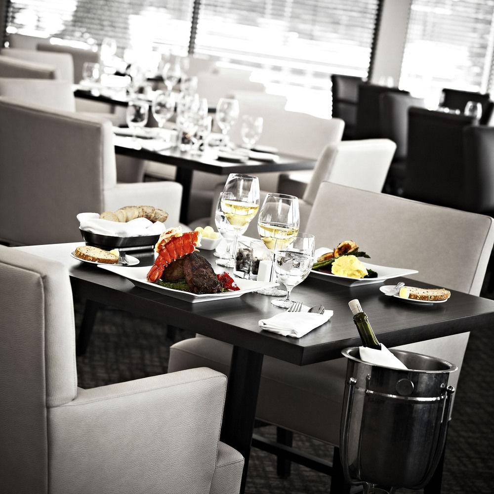 Delta Hotels By Marriott Sault Ste. Marie Waterfront Ngoại thất bức ảnh