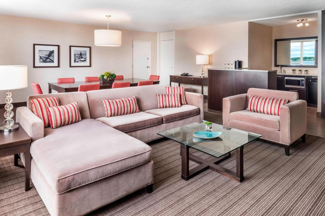 Delta Hotels By Marriott Sault Ste. Marie Waterfront Ngoại thất bức ảnh