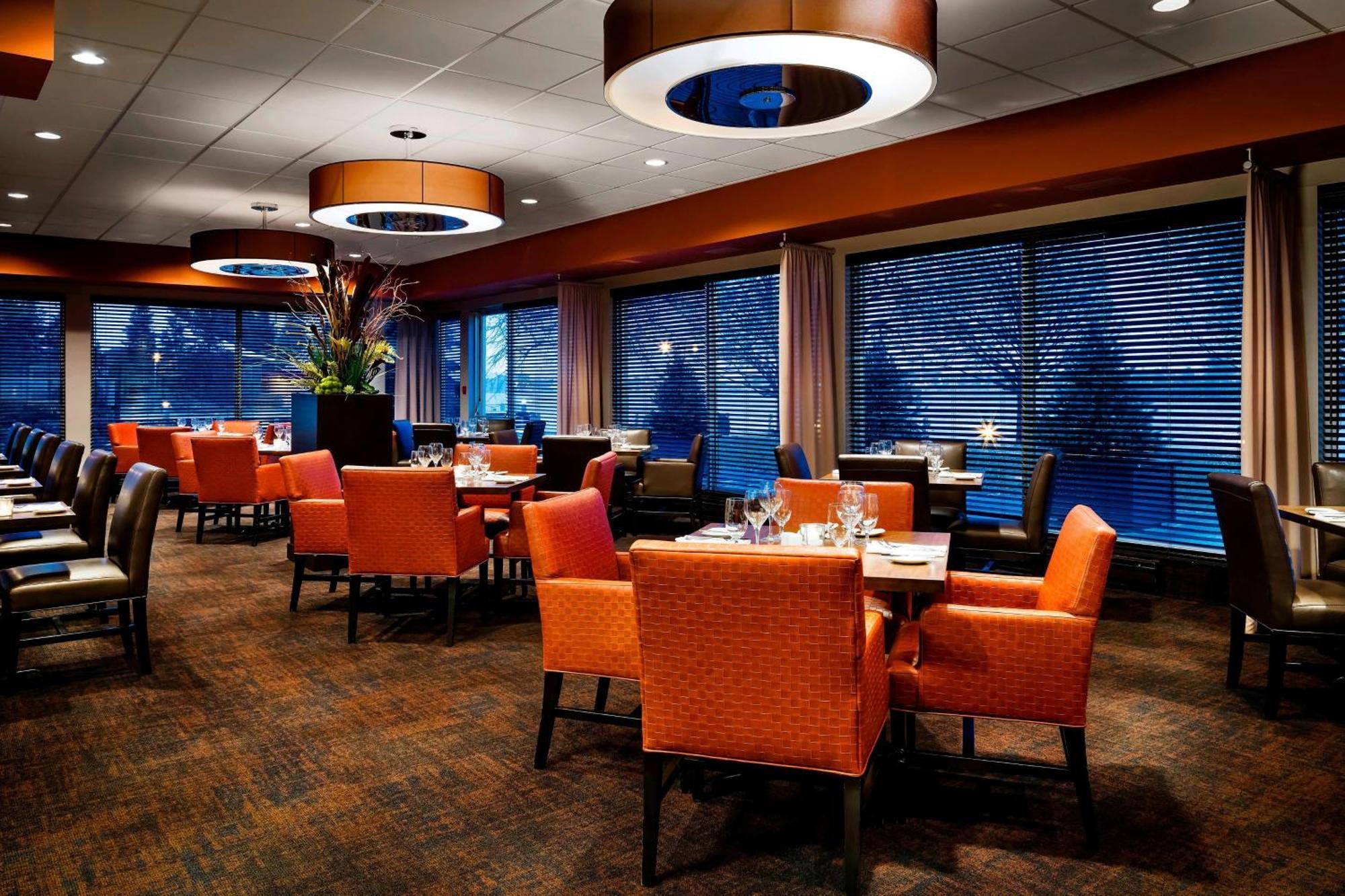 Delta Hotels By Marriott Sault Ste. Marie Waterfront Ngoại thất bức ảnh